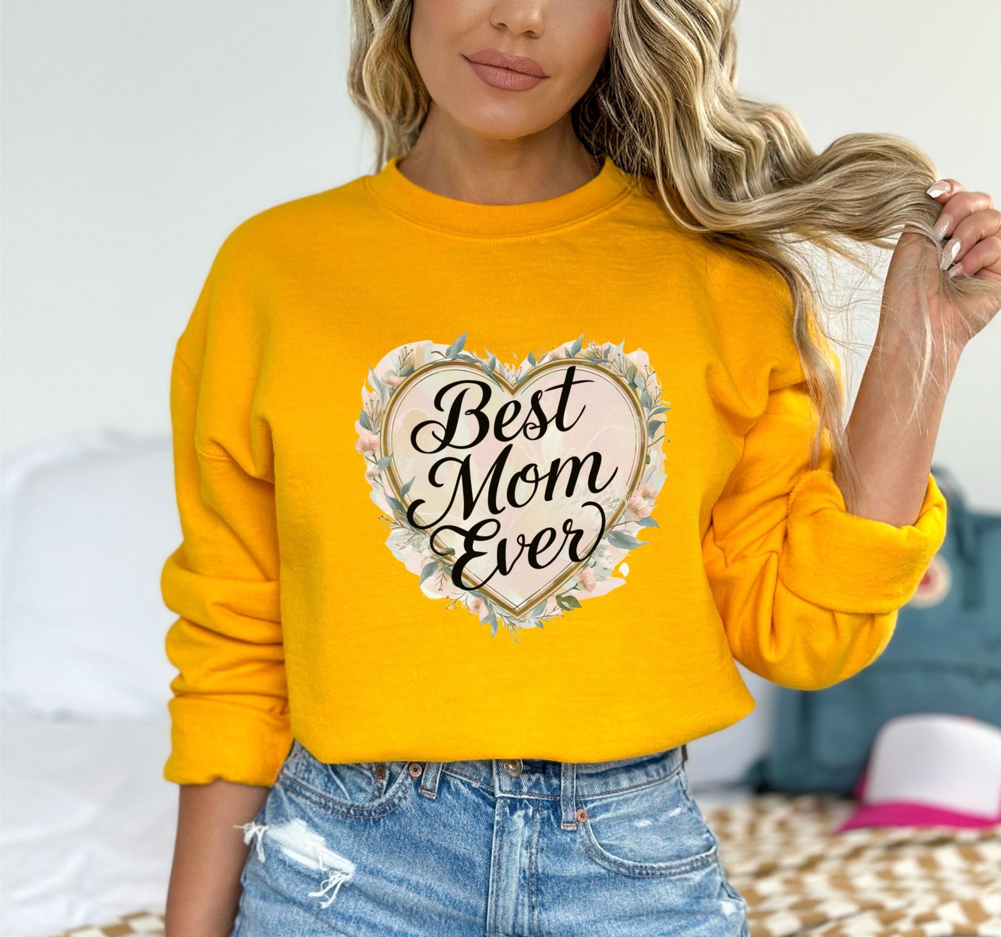 Best Mom Ever Gold Sweatshirt