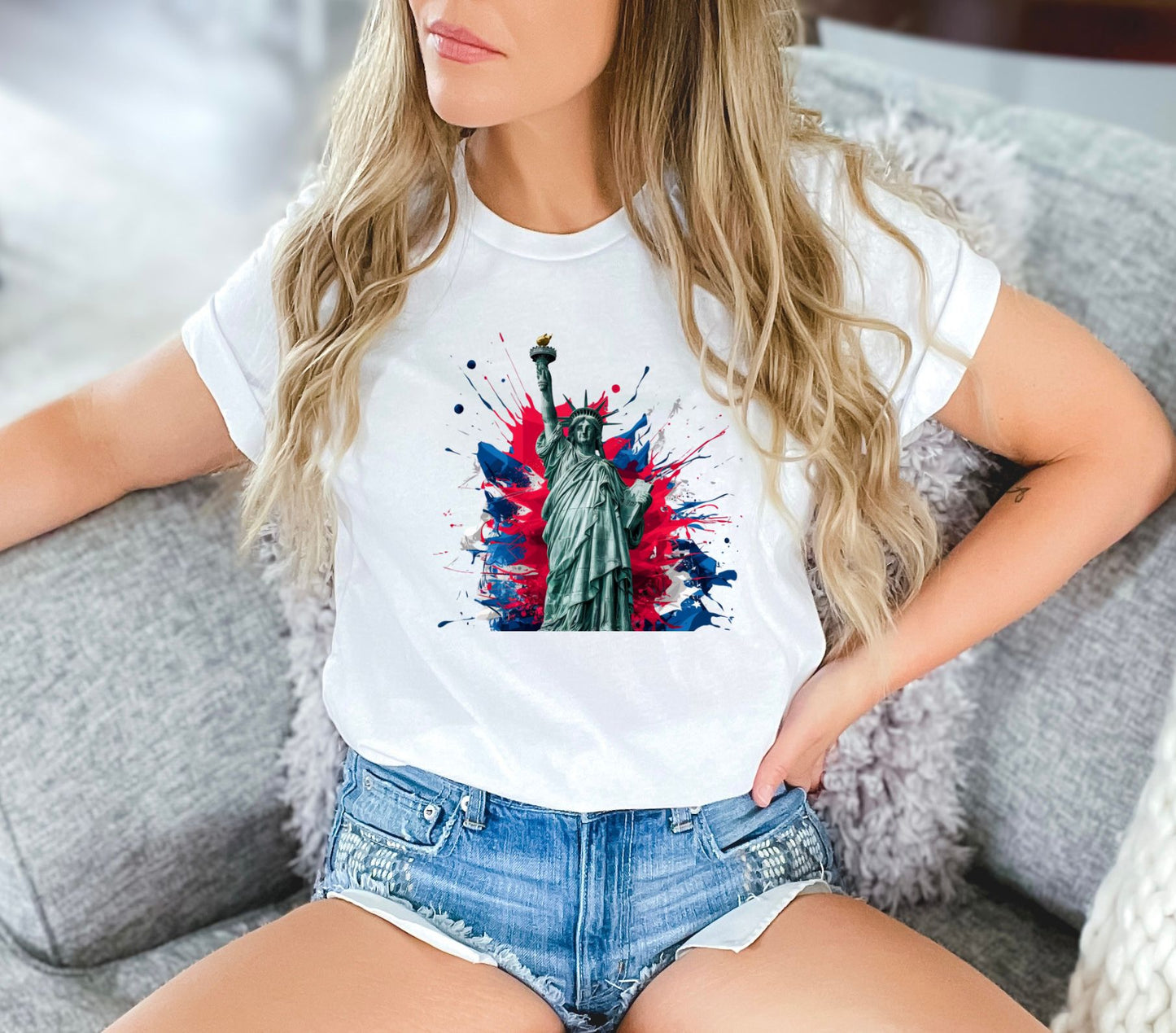 Statue of Liberty and Flag Colors White T-Shirt