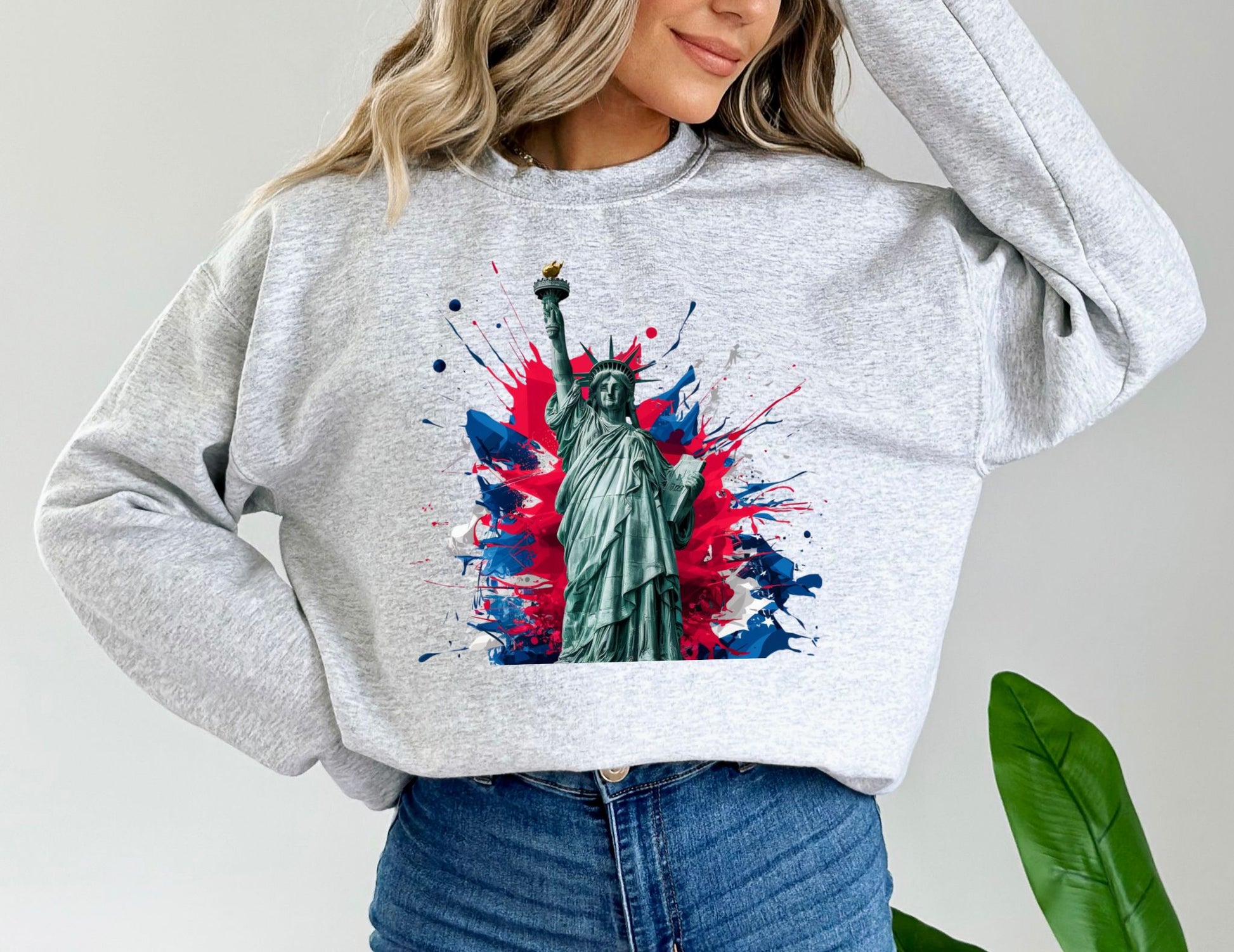 Vibrant Statue of Liberty Ash Sweatshirt