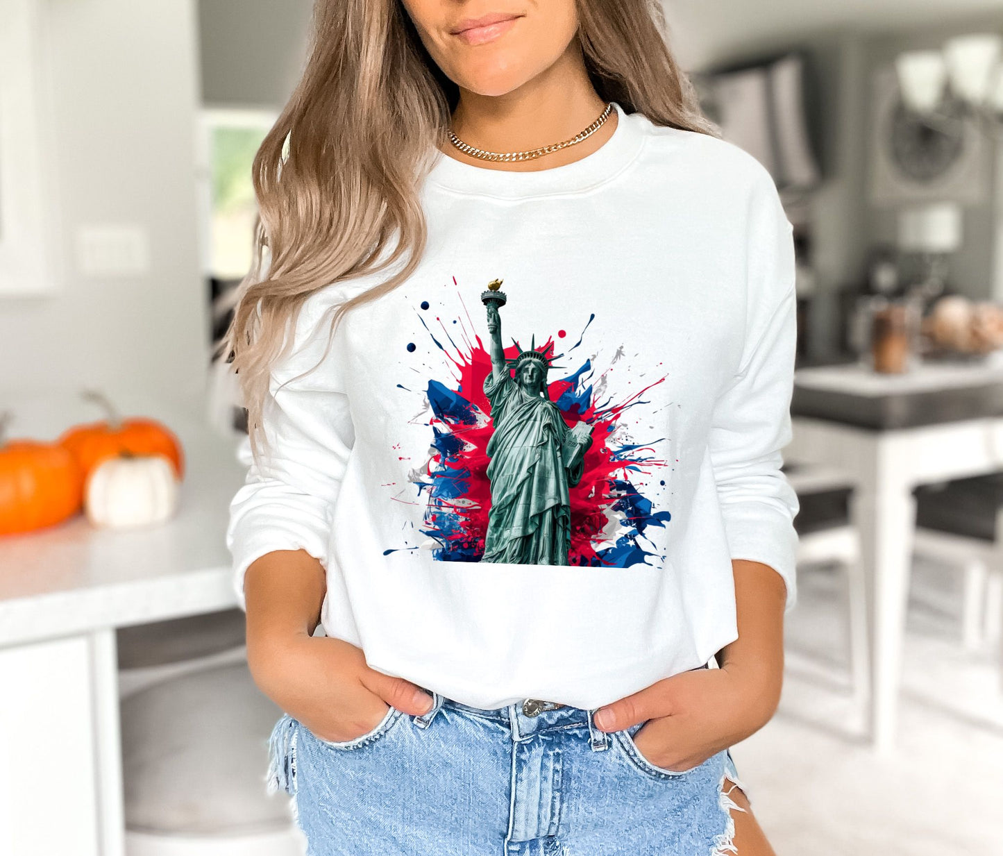 Vibrant Statue of Liberty White Sweatshirt